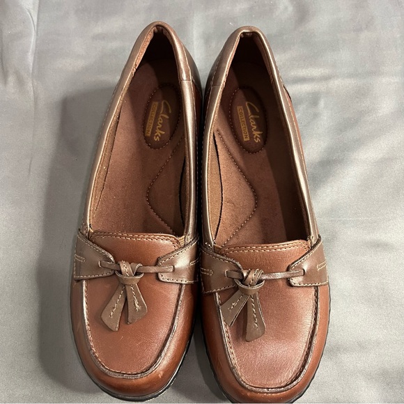 Clarks Ashland Bubble Loafers Slip On Comfort Brown Leather Women 6W Wide Petite - Picture 3 of 13